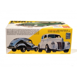 Model Plastikowy - Samochód 1:25 1939 Ford Tutor Sedan Street Rod Series Car - AMT1434